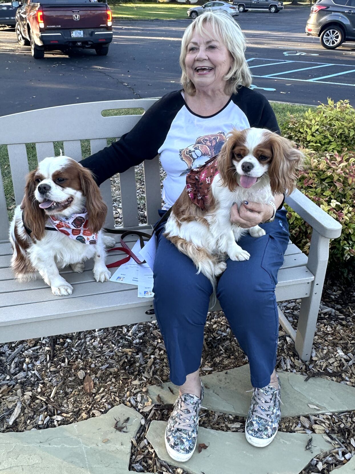 sandra ryals with dogs
